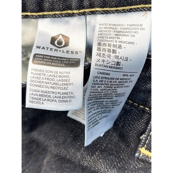 LEVI'S Mens 48x42 Dark Wash 559 Relaxed Straight Fit Red Tab Classic JEANS EUC - Picture 6 of 7